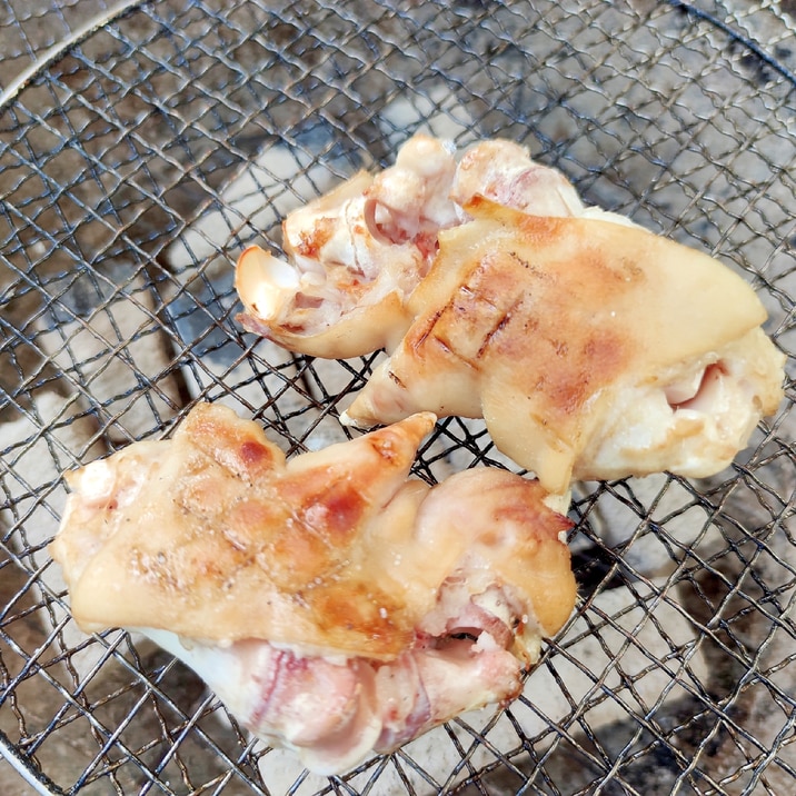 炭火　焼き豚足【バーベキュー100】コラーゲン